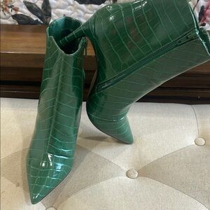 New York & Company Green Textured Ankle Booties